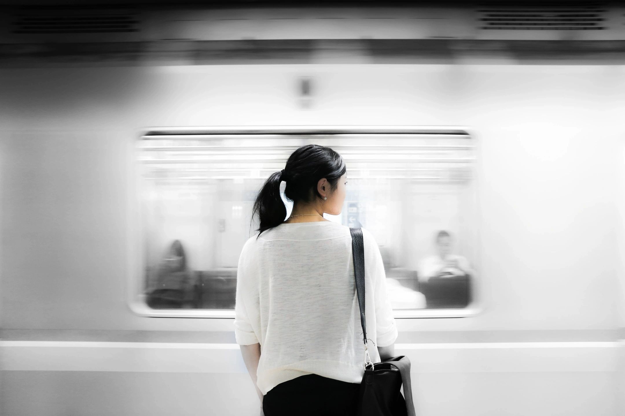 愛情裡，別總以為或想著下一個會更好
